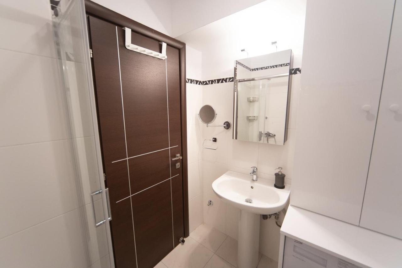 Onar Modern Luxury Apartments カヴァラ エクステリア 写真
